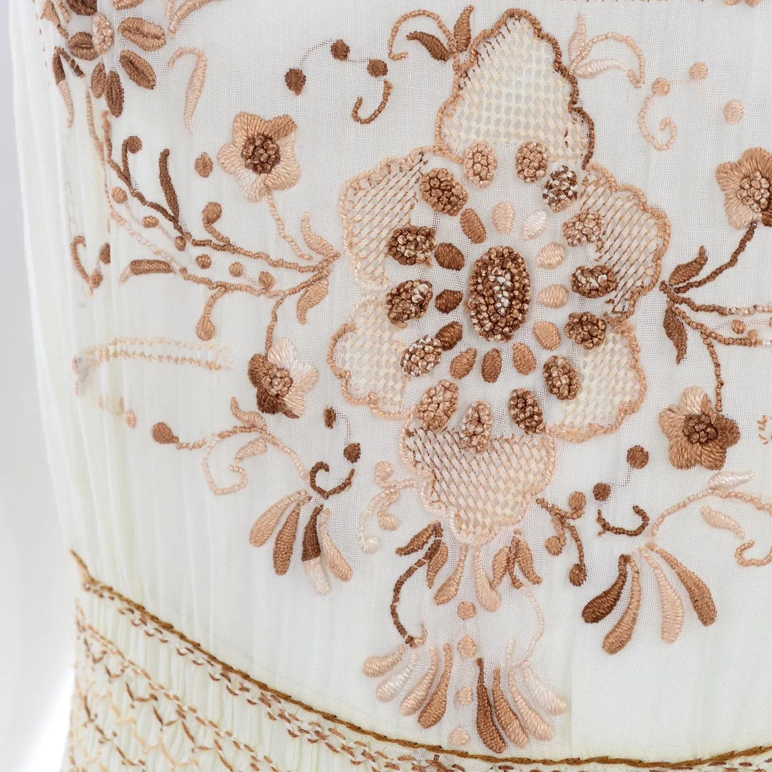 1920s Hungarian Peasant Embroidered Cream Cotton Dress w Smock Pleating