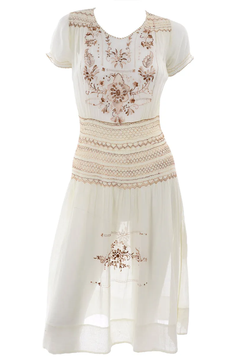 1920s Hungarian Peasant Embroidered Cream Cotton Dress w Smock Pleating