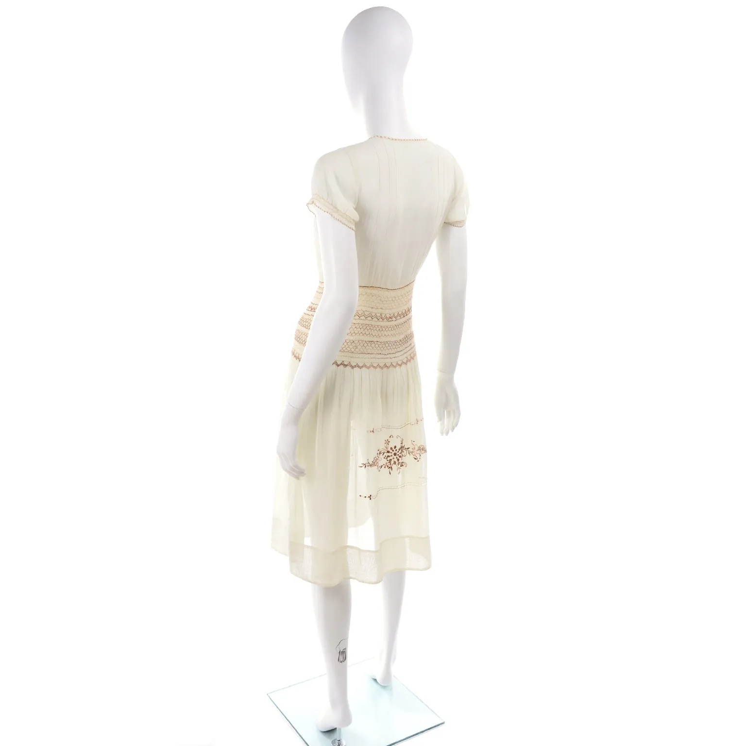 1920s Hungarian Peasant Embroidered Cream Cotton Dress w Smock Pleating