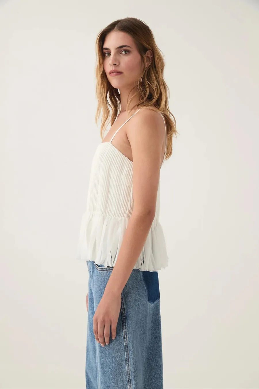 Arris Fringed Top White