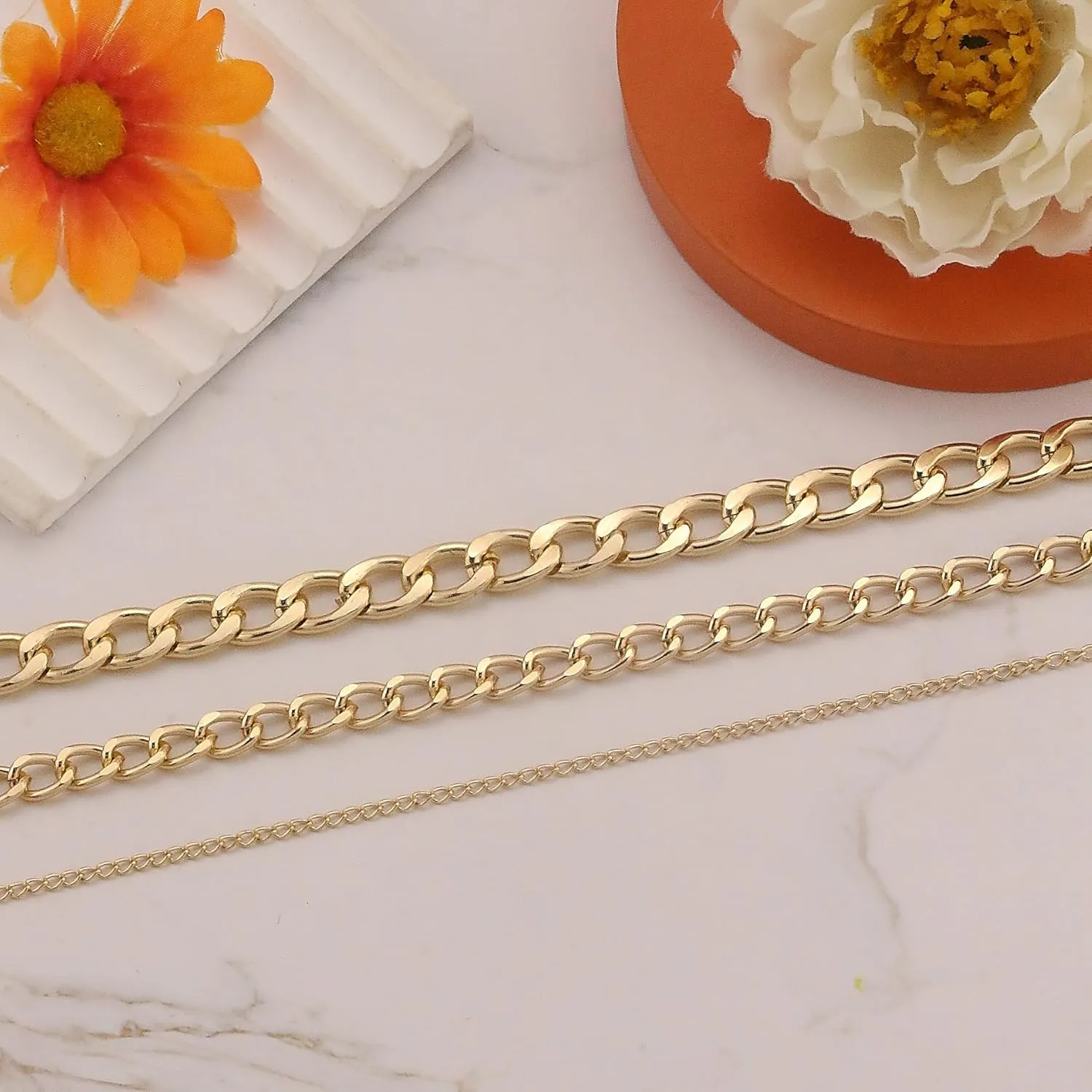 Chunky Gold Necklaces for Women Gold Layered Necklaces Punk 8090s Hip Hop Necklace Cuban Link Chain Necklaces Layered Choker Necklace Prom Jewelry Freaknik Outfit Accessories