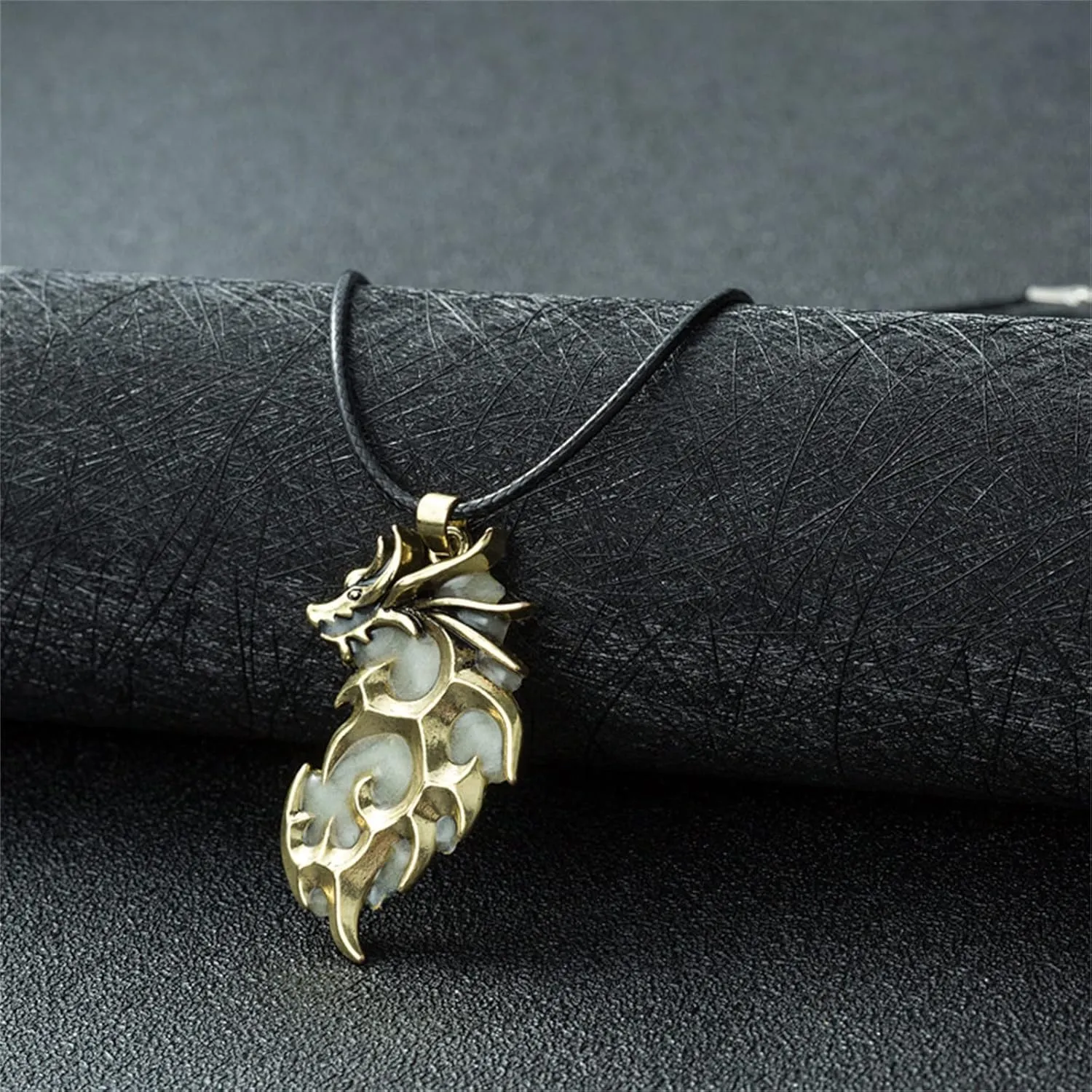 Fashion Luminous Dragon Pendant Necklace for Women Glow in The Dark Necklace (Gold,Green, One Size)